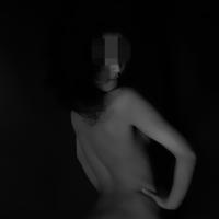 /photo/715911/小骚货去拍写真 边拍边脱/6_副本_1_1_small.jpg